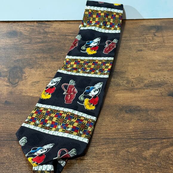 Disney by Atlas Design Tie Necktie Mickey Mouse Golfing 100% Silk Multi Color - Picture 5 of 6